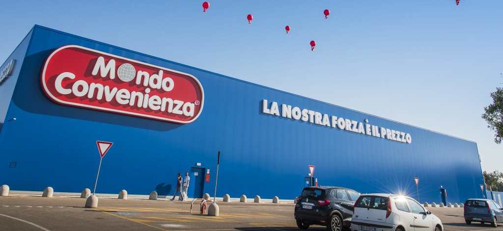 mondo convenienza banner image